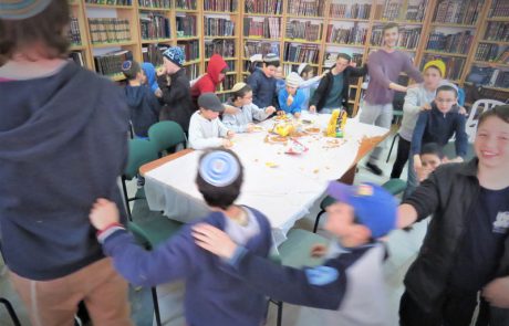 שמחה תמיד – לפרשת צו